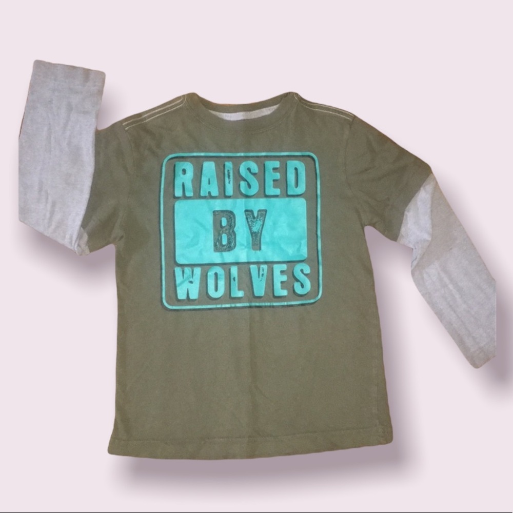 Raised by wolves crazy 8 graphic tee